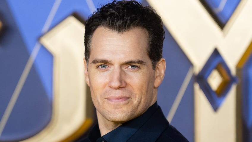 henry cavill closeup on argylle red carpet