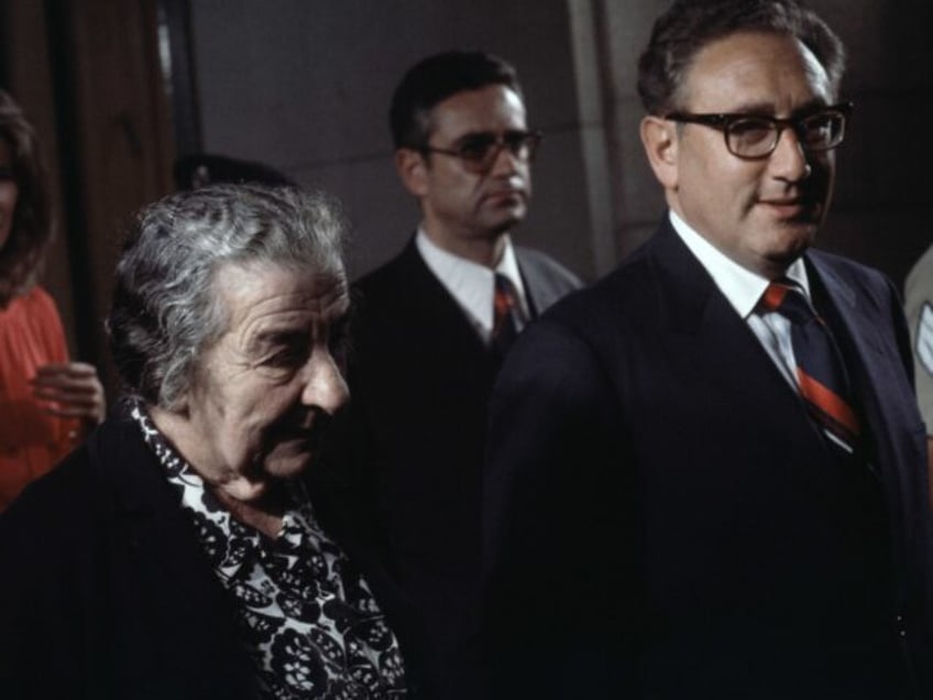 henry kissinger legendary american diplomat 1923 2023