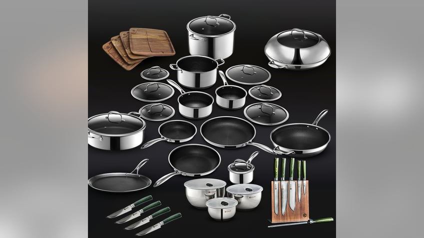 Upgrade your entire kitchen with this bundle.