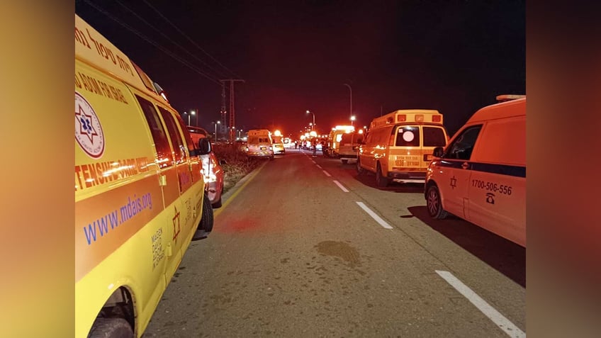 israel-ambulances-1