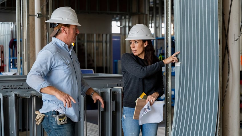 hgtvs chip and joanna gaines add texas hotel to lifestyle empire