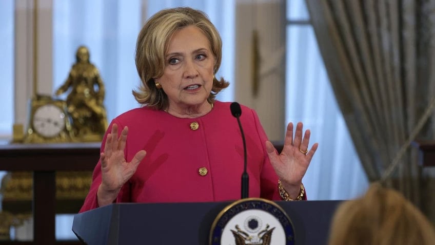 hillary clinton says those demanding ceasefire dont know hamas