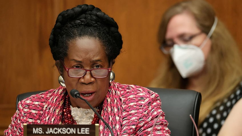 hillary endorsed candidate for houston mayor sheila jackson lee berates staff in profanity laced tirade