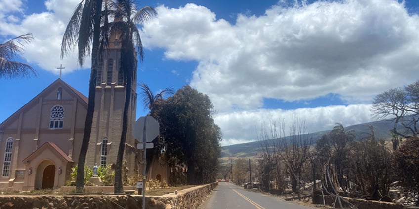 historic maui catholic church still standing amid fatal fires ripping across hawaii miracle