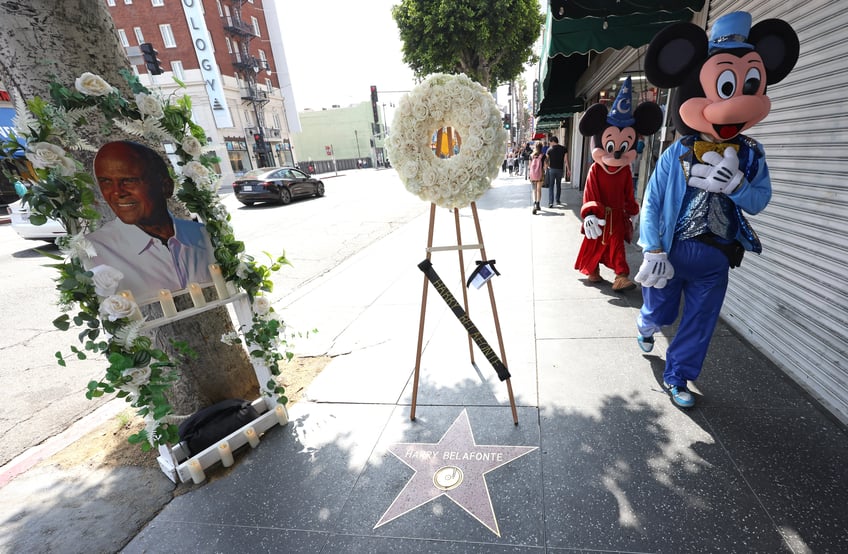 hollywood residents furious as homeless camps engulf streets near charter school walk of fame