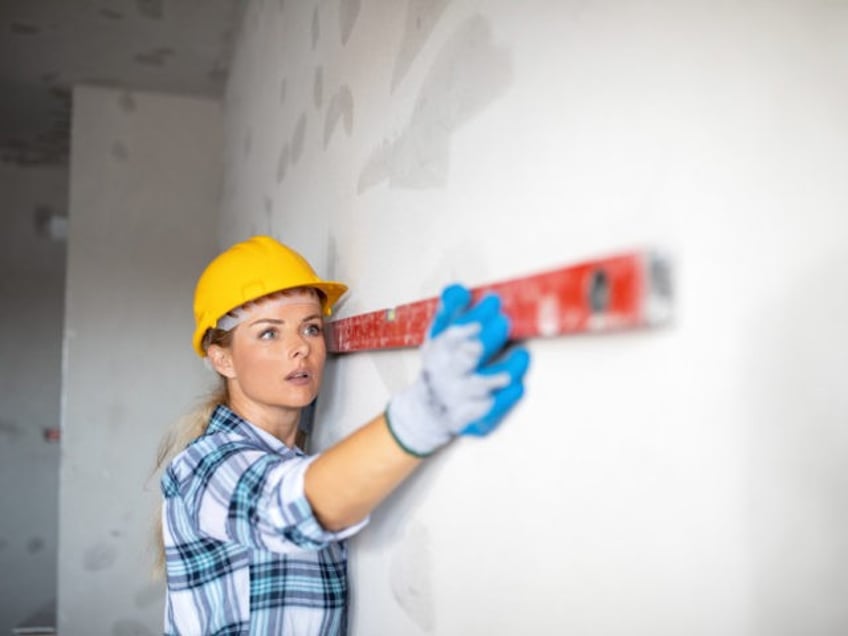 Homebuilder in hardhat.