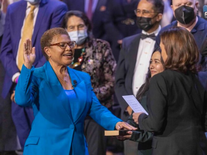 Karen Bass inauguration (David McNew / Getty)