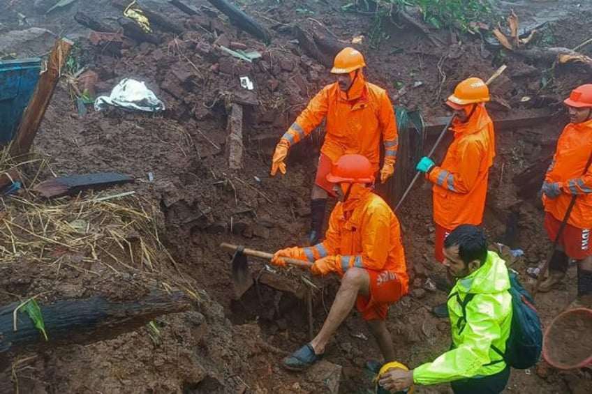 hopes fade for indian landslide victims as rescuers struggle