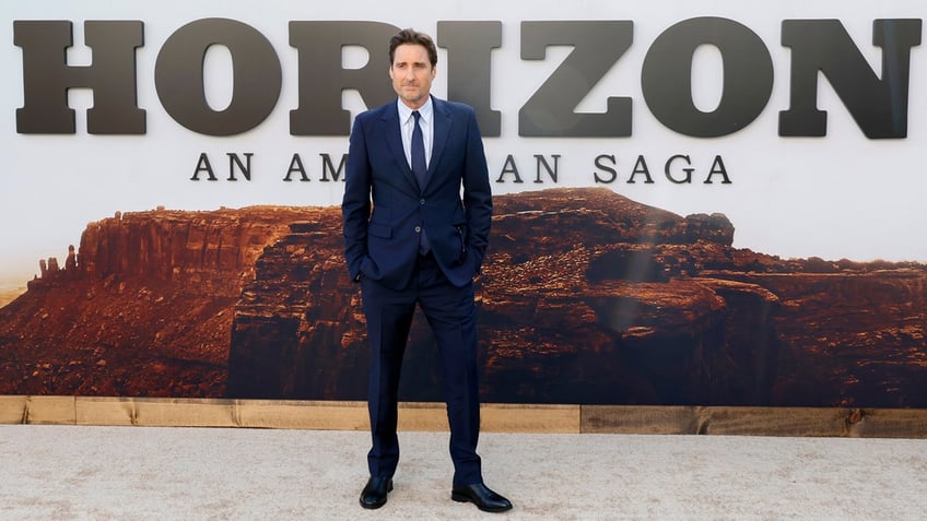 Luke Wilson at the "Horizon" premiere