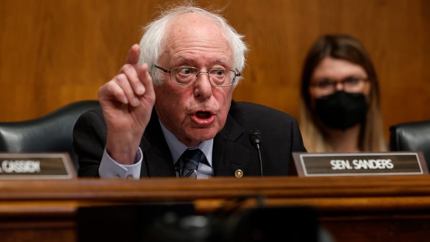 house democrat slams bernie sanders call for barriers to israel aid lets not play this game