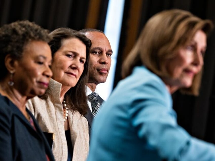 UNITED STATES - JUNE 23: From right, Rep. Nancy Pelosi, D-Calif., House Minority Leader Ha