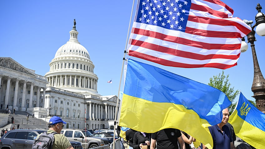 Ukraine and American flags at Capitol 