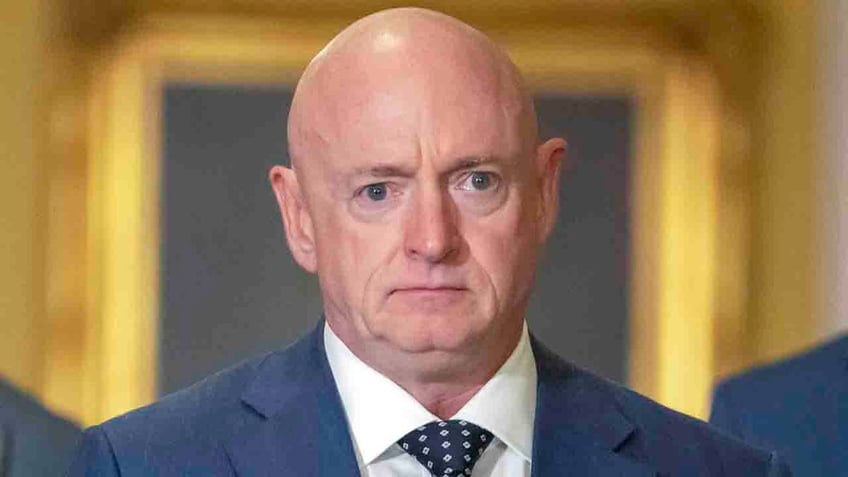 house of representatives dysfunction may make southern border worse sen mark kelly