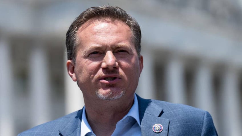 house republican moves to protect gun owners rights from radical left national emergency declarations