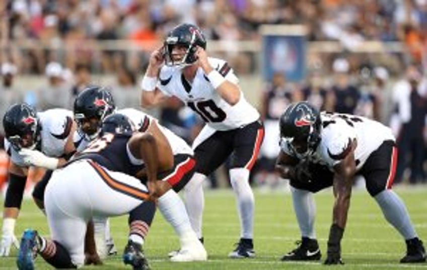 Houston Texans, backup quarterback Davis Mills agree to $5M extension