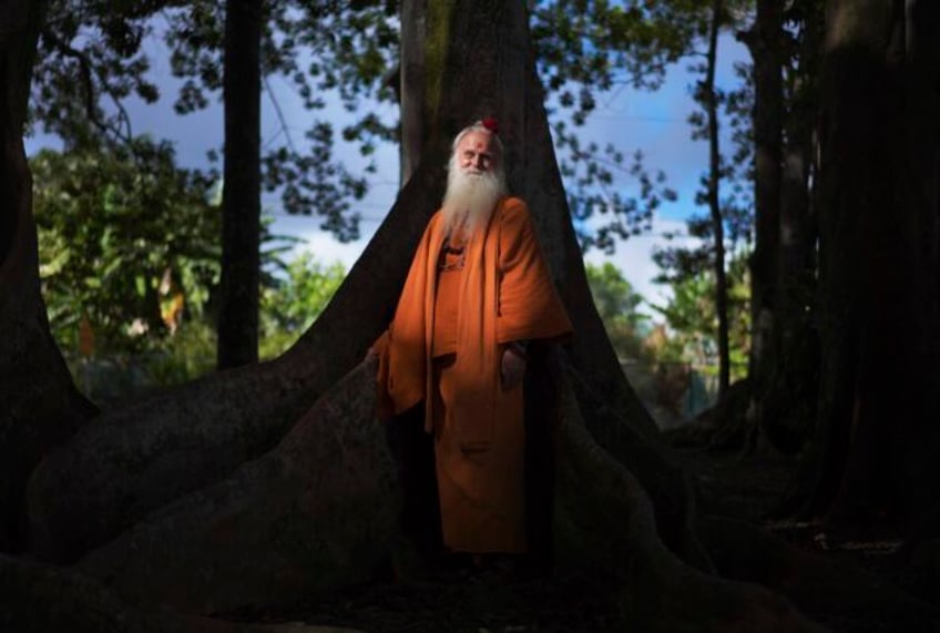 how a massive all granite hand carved hindu temple ended up on hawaiis lush kauai island