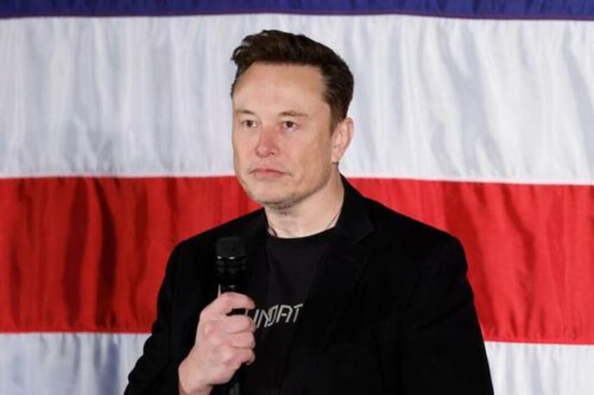 how could you do this to me sec wants musk to pay up or face charges