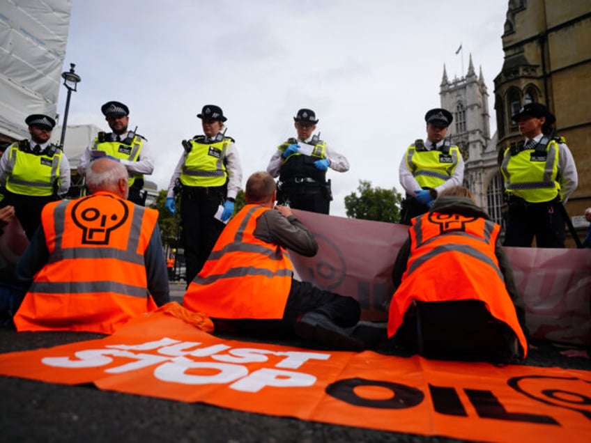 how dare you un attacks severe jail sentences for climate protesters