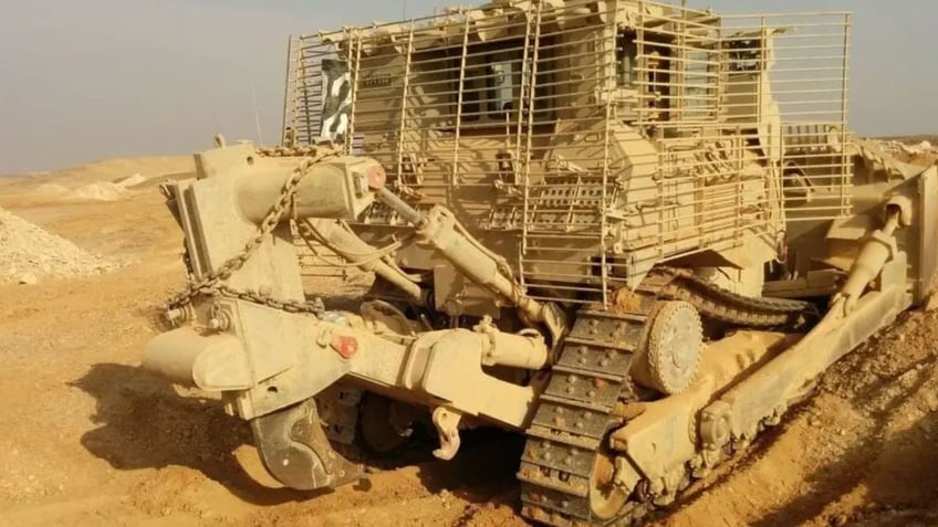 how israels d9r armored bulldozer earned the nickname the teddy bear