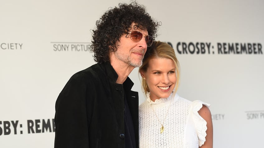 howard stern hits back at critics calling him woke says he takes it as a compliment