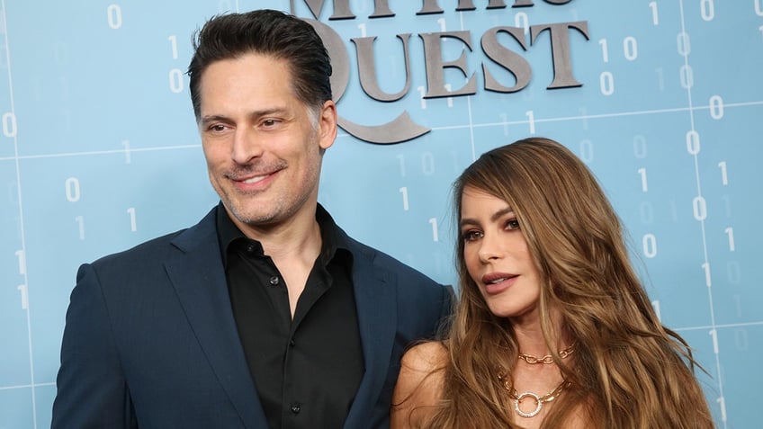 howie mandel doubles down on sofia vergara single joke the minute joe left thats the time to advertise