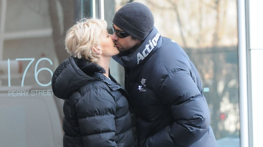 hugh jackmans crush on deborra lee turned into 27 year romance star once talked her out of leaving