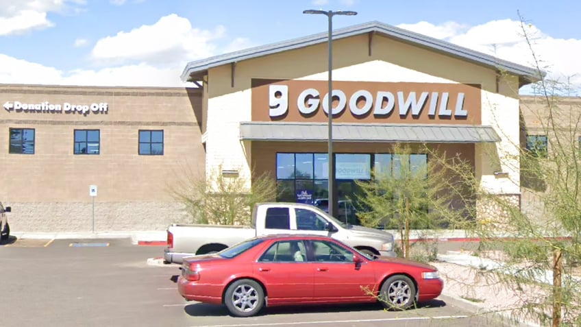 human skull found in goodwill donation box in arizona