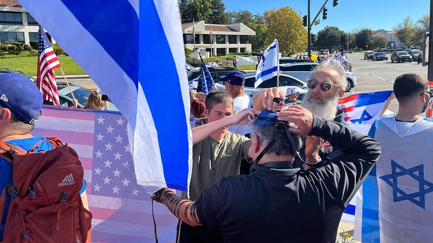 hundreds honor jewish man paul kessler killed in clash with pro palestinian protester we want justice