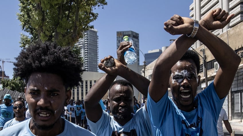 hundreds of african migrants get into mass brawl leading to blood stained streets in israel