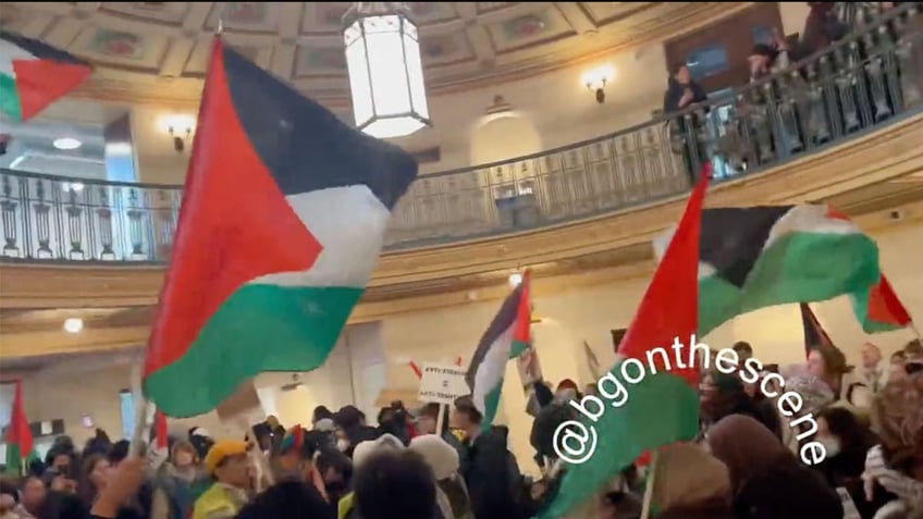 hundreds of pro palestinian protesters storm university of michigan administrative building