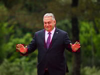 Hungarians rally in mass protest against bill allowing blacklisting of Orbán critics