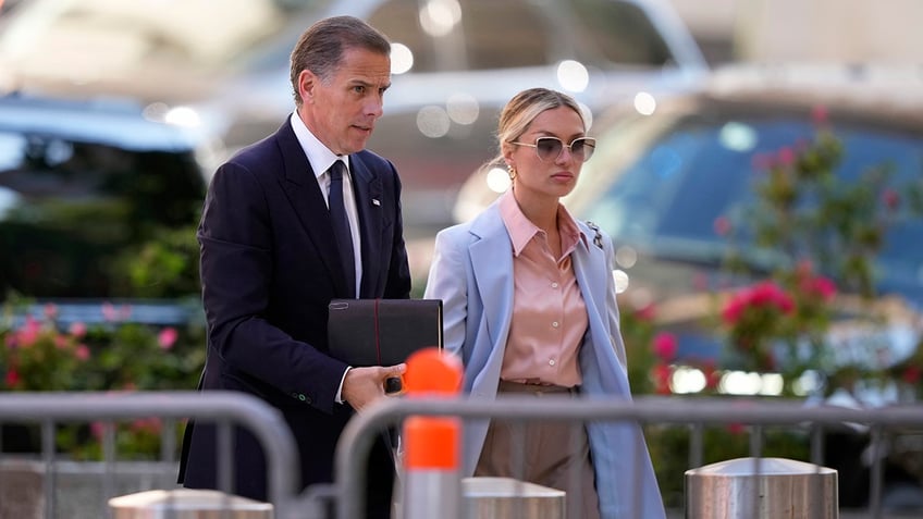 Hunter Biden and Melissa Cohen Biden at federal court