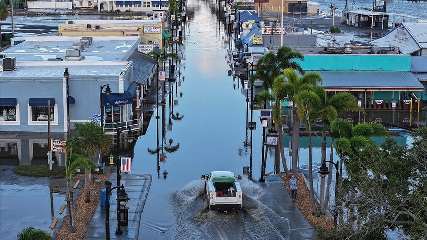 hurricane helene flooding in gulf coast