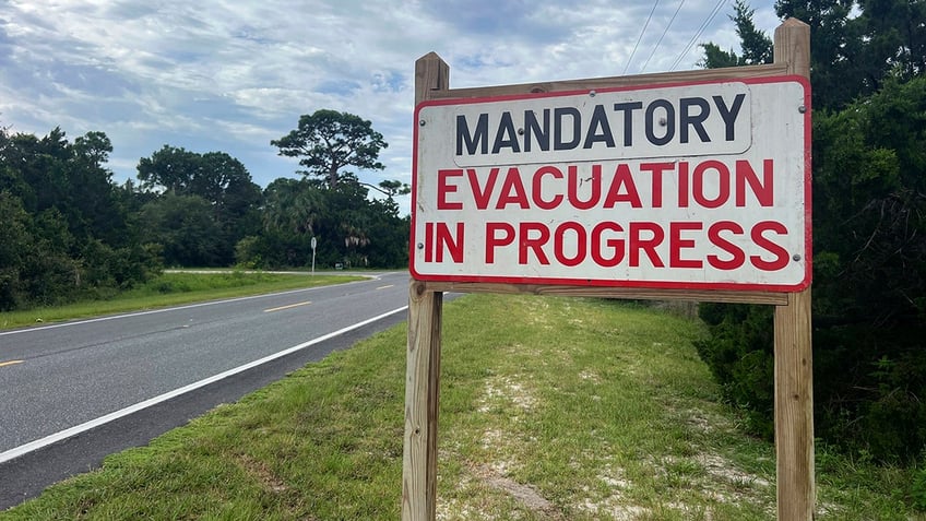hurricane idalia threatens florida as unprecedented category 4 storm