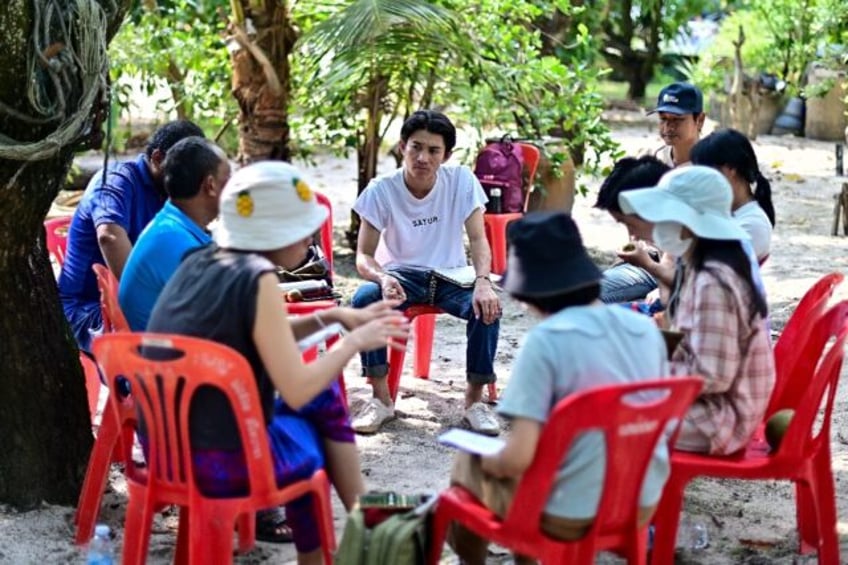 i feel safe the school for environmental defenders