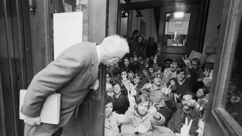 Student sit-in Columbia, 1968