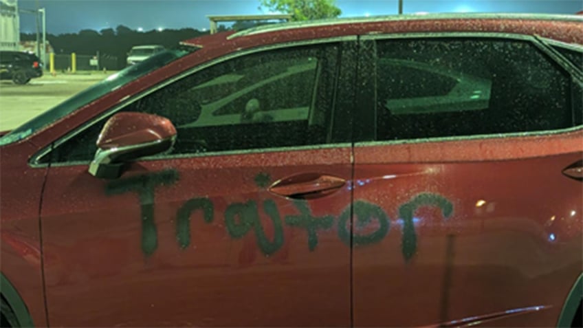 Prairieland Detention Center "traitor" graffiti