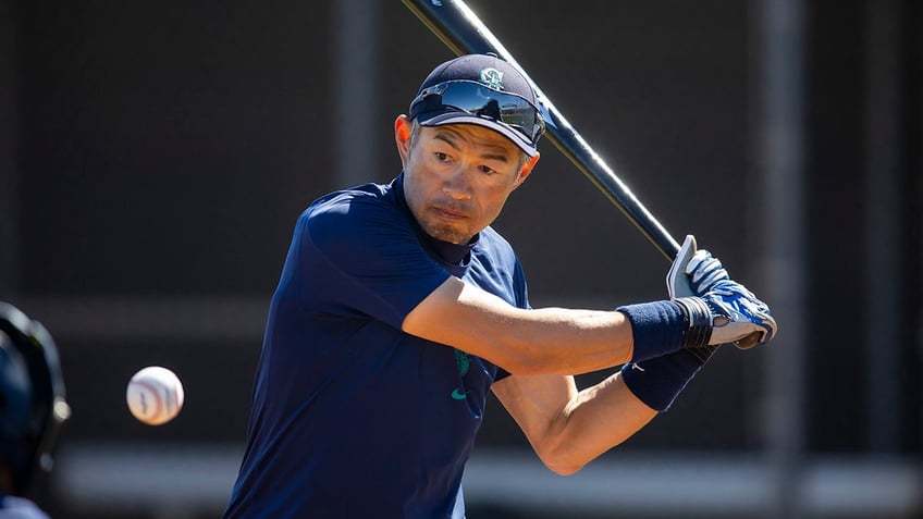 ichiro strikes out 9 batters against all star girls team