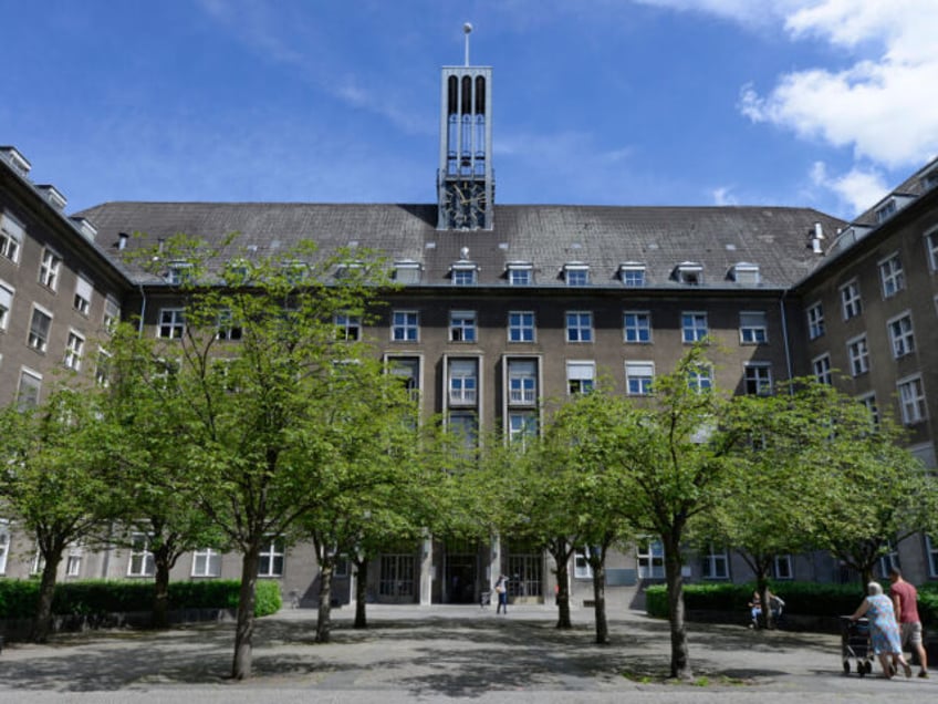 Buergeramt, Rathaus Tiergarten, Mathilde-Jacob-Platz, Moabit, Berlin, Deutschland (Photo