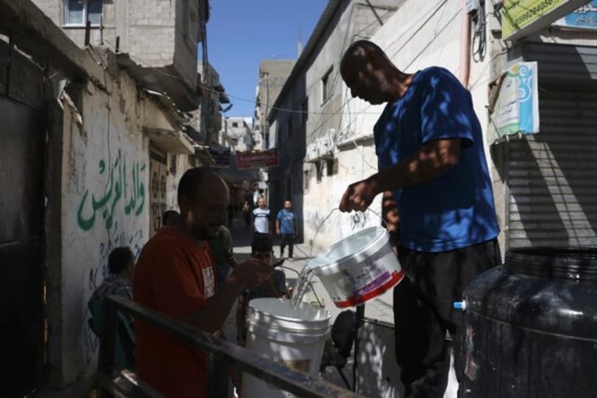 if we bathe we wont drink gazans struggle as water supplies dwindle