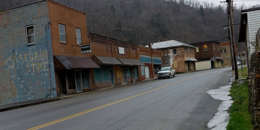 ignored appalachia faces similar issues as inner city black areas nobody talks about it says ky woman