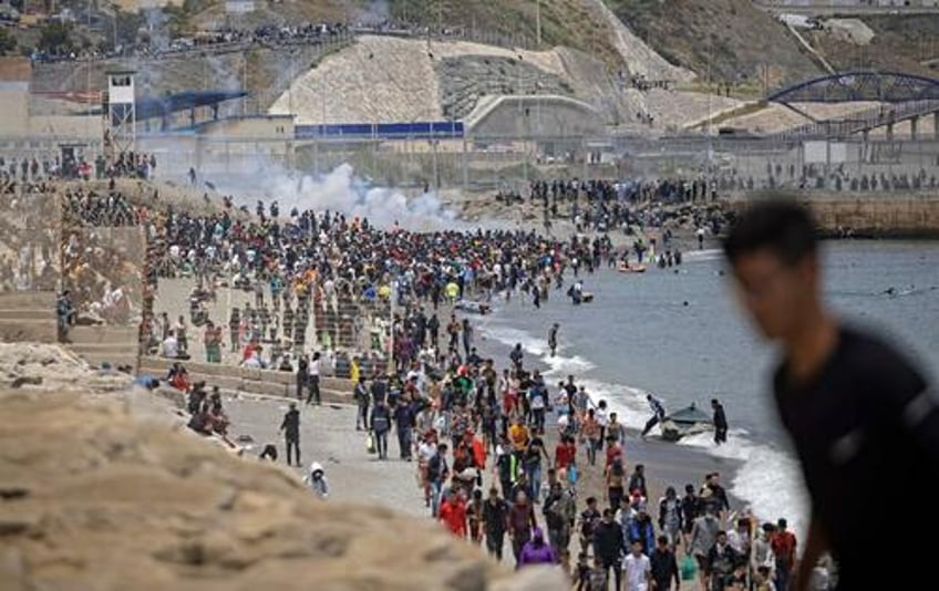 illegal arrivals into spain soar 500 in 2024 but socialist pm rewards morocco with eur45bn funding package