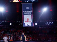 Illinois botches Terrence Shannon Jr jersey retirement ceremony with hilarious gaffe during unveiling