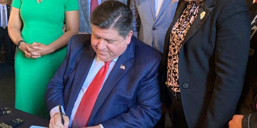 illinois gov pritzker allows non us citizens to become police officers with new law fundamentally bad idea