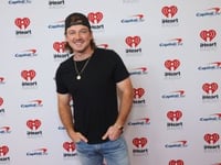 ‘I’m the Problem’ tops U.S. album chart for 7th week