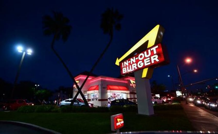 in n out bans employee masking in five states