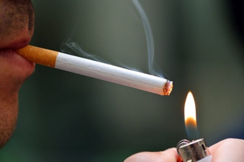 incoming new zealand govt to abandon anti smoking laws