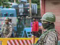 India and Pakistan Exchange Heavy Artillery Fire While U.S. Urges De-Escalation