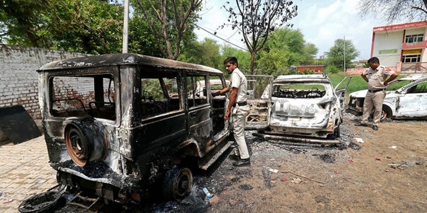 indian authorities impose curfew deploy thousands of soldiers to northern haryana following deadly clashes