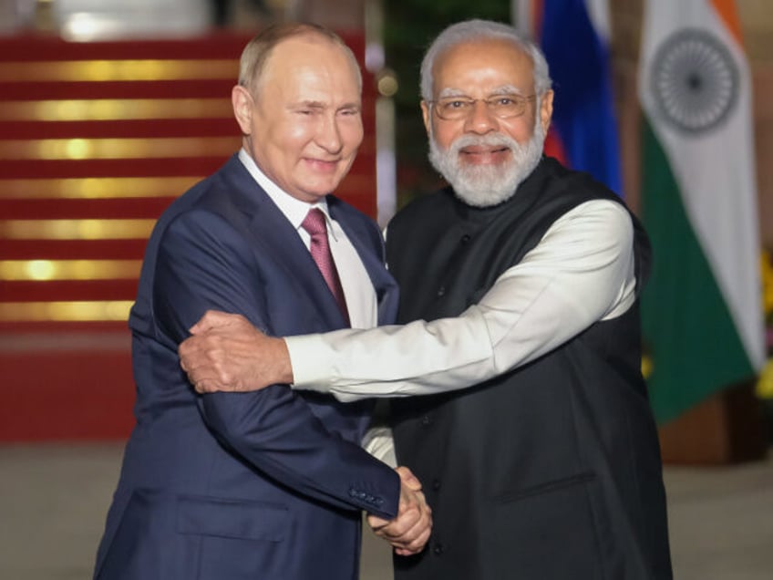 Putin in New Delhi for Bilateral Talks with Modi as India Takes Delivery of Russian Weapon